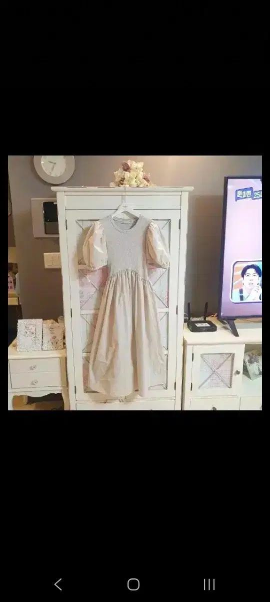 자라 퍼프 소매 롱 원피스 아이보리/55