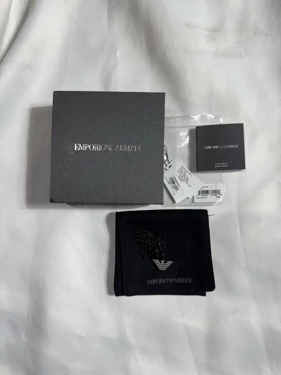 엠포리오 아르마니 독수리 목걸이