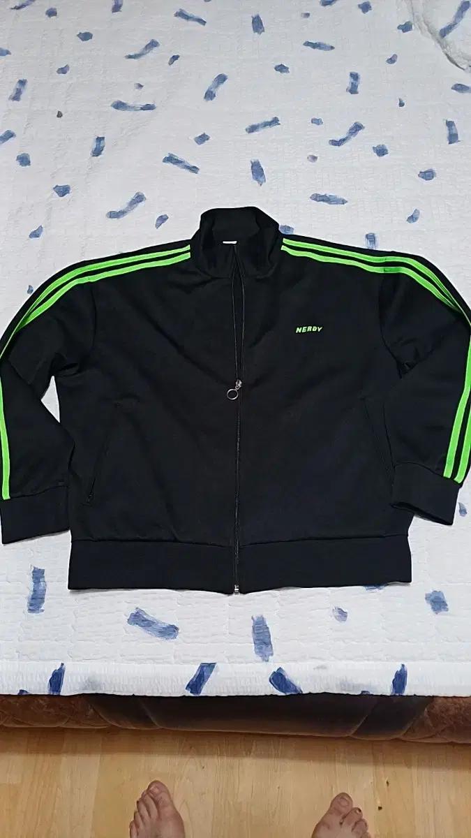 널디 오버핏저지 남여공용 M 가슴64 기장66