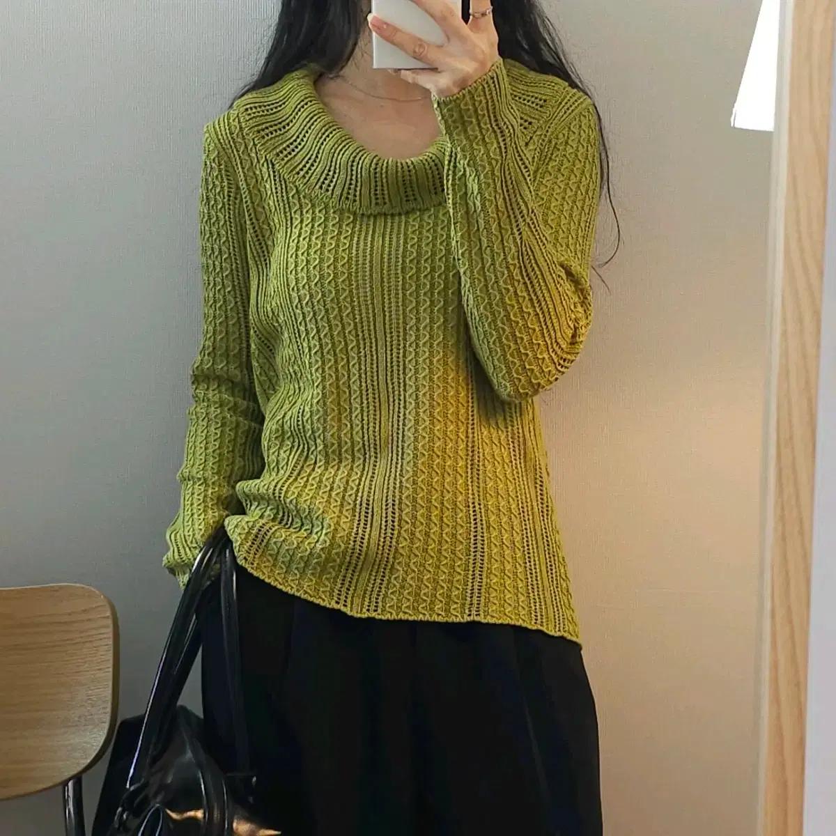 (F)여성 터틀넥 오프숄더 긴팔 그물 니트 올리브 b2M3167