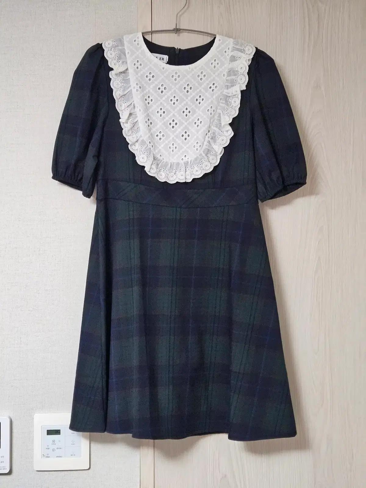 [처분/새상품] 딸기쨈프로젝트 체크 그린 미니 원피스+브로치 세트 팝니다