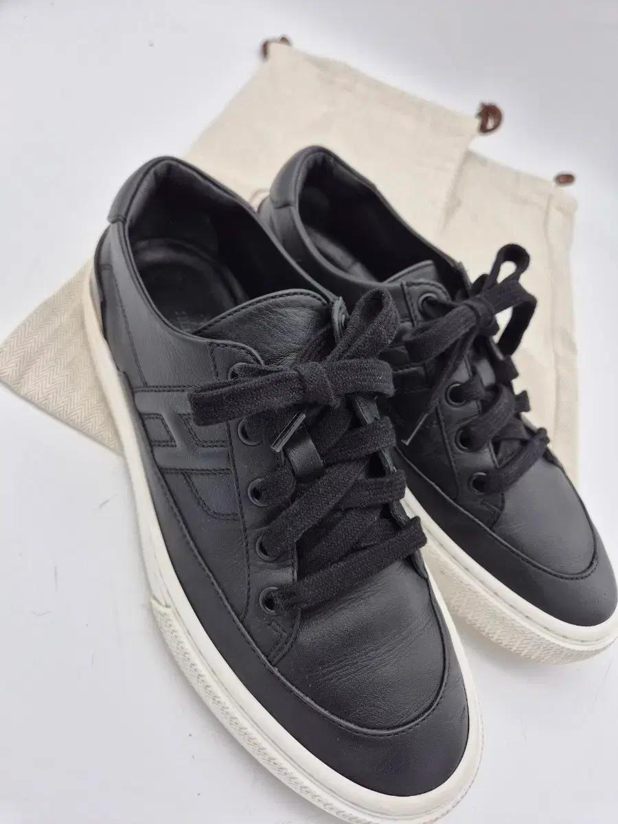 에르메스 블랙 스니커즈 여성 운동화