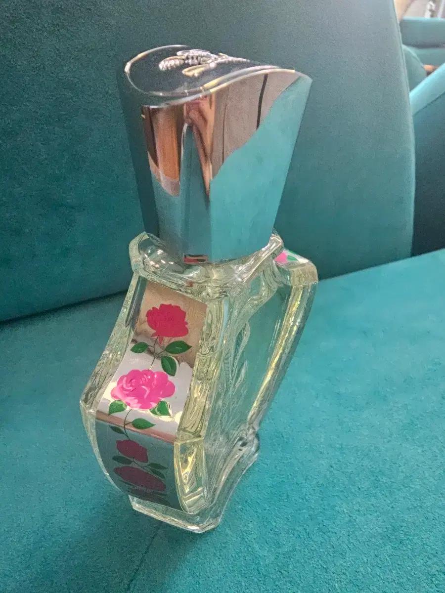 크리드 어쿠아 피오르티나