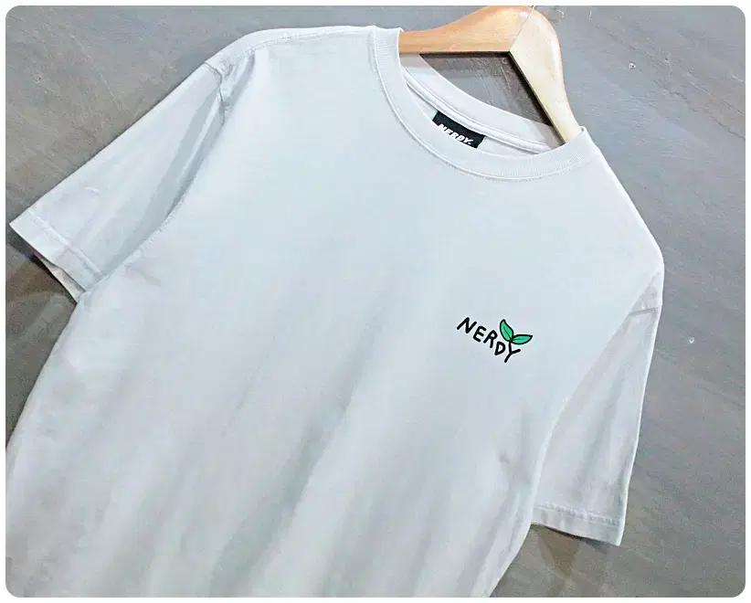 널디 22ss 지구 오버핏 반팔 티셔츠 (공용XS)