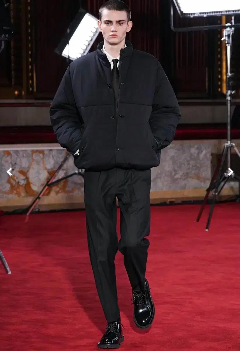 논네이티브 자켓 판매합니다