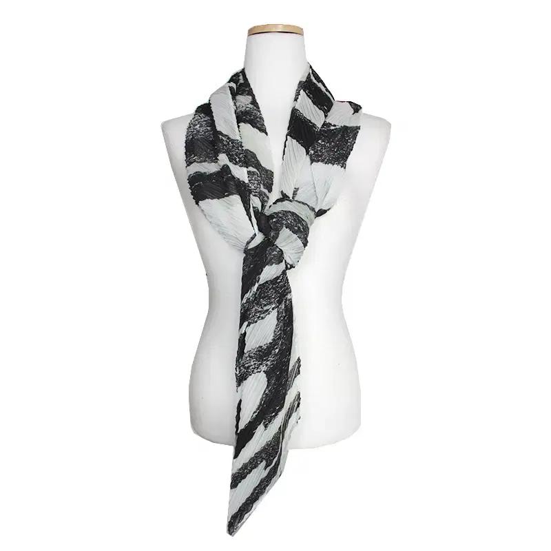 이세이미야케 플리츠플리즈 멀티 컬러 스카프