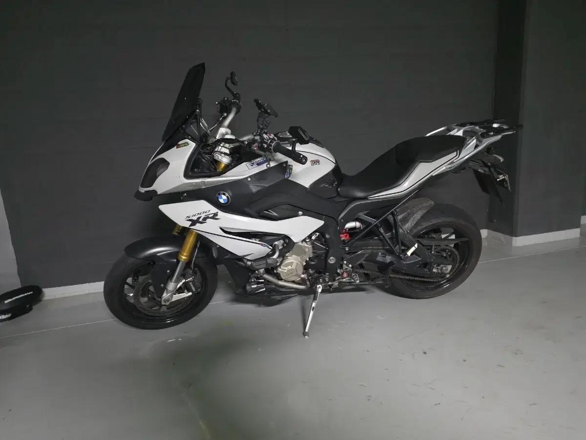 오버홀한 BMW S1000XR 16년4.7만 판매
