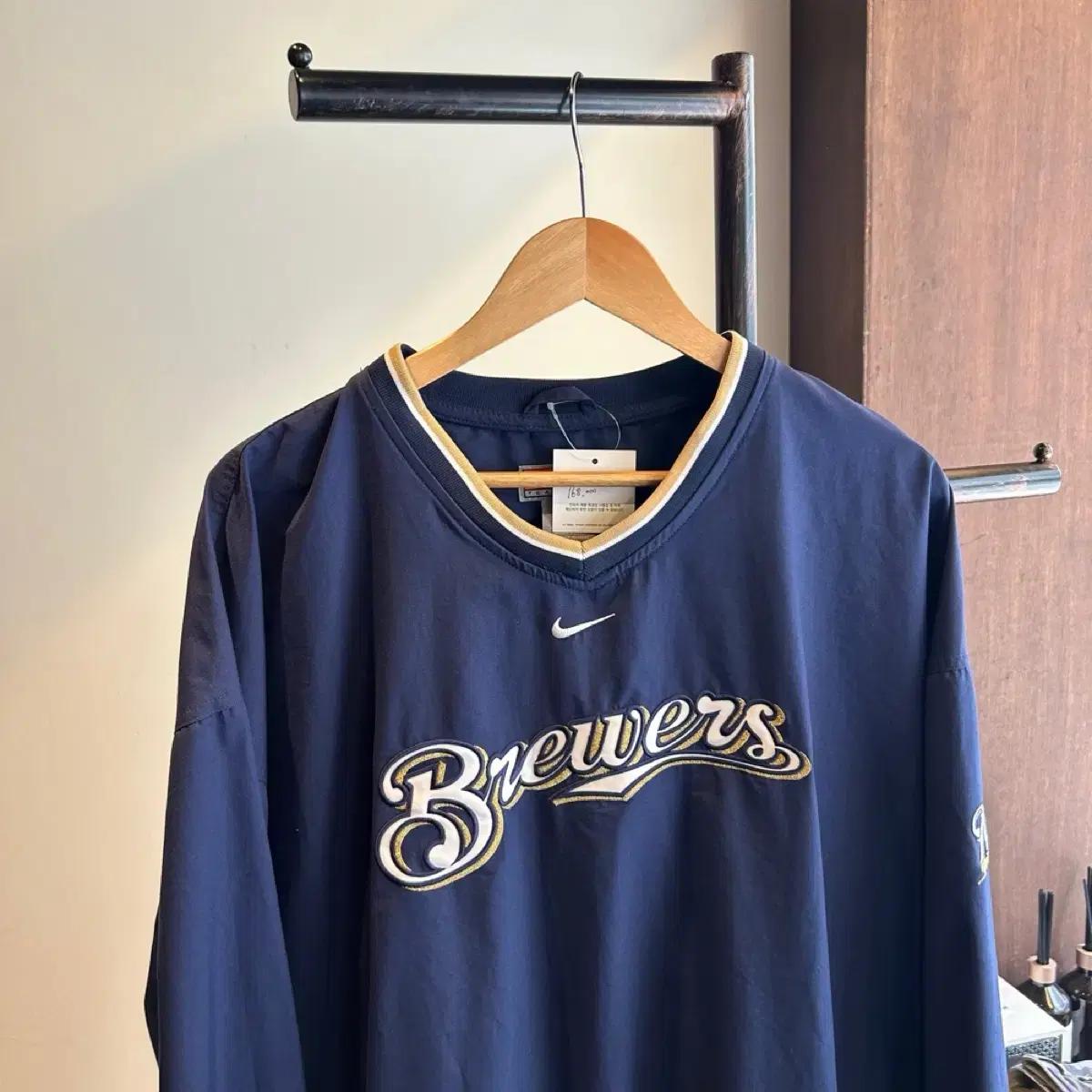 14979 - 나이키 브루어스 바람막이 웜업