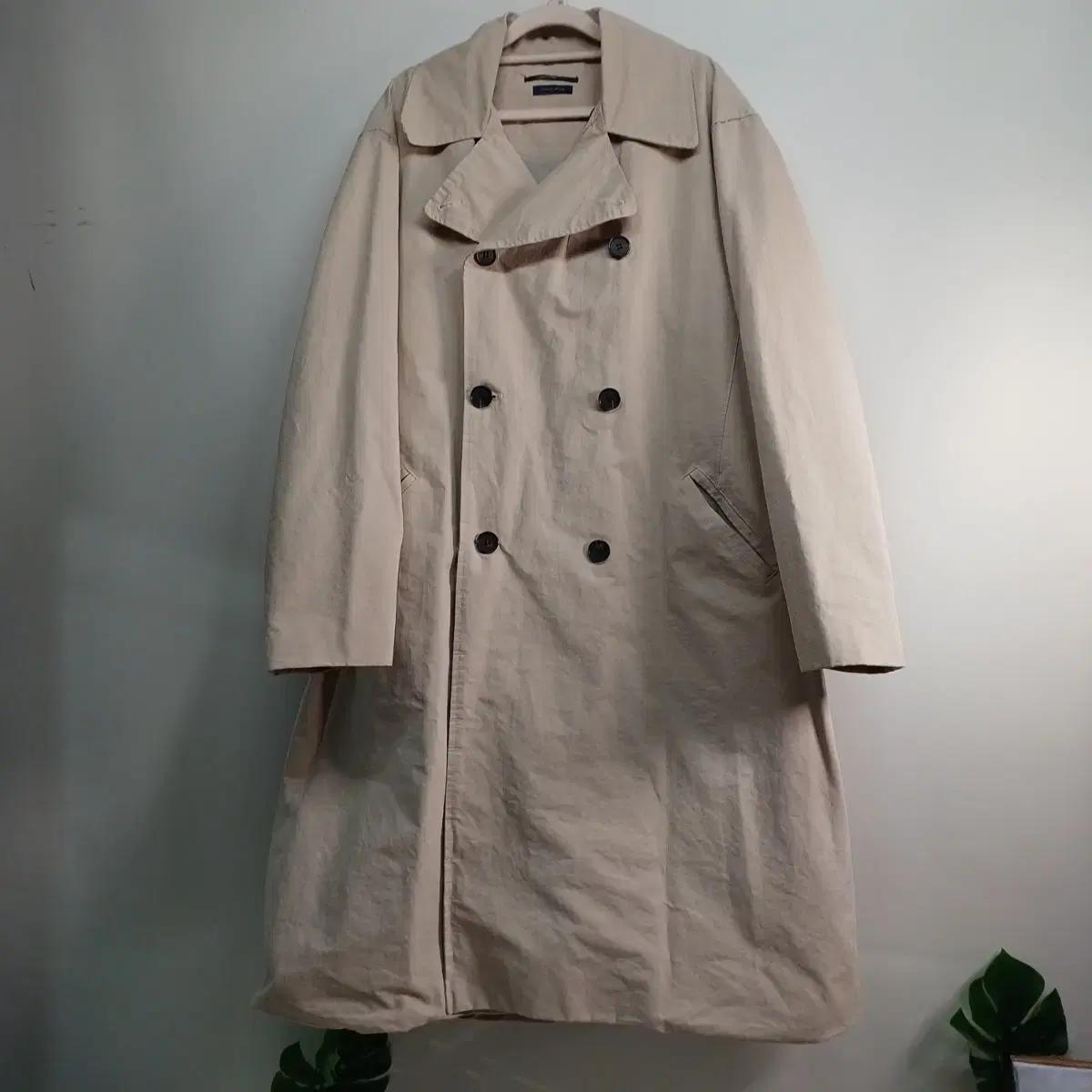 베이지색 더블 트렌치 코트115사이즈 봄가을 59422