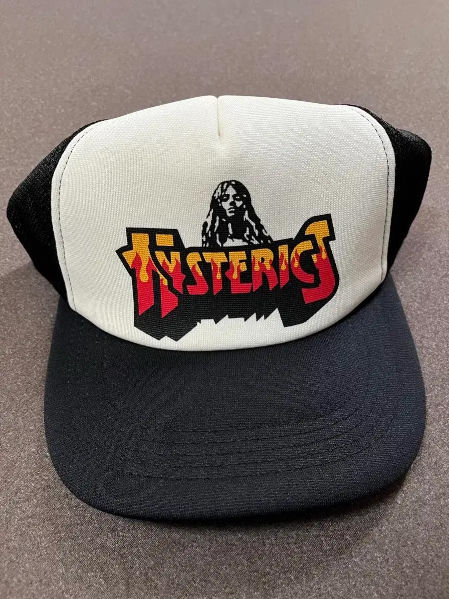 히스테릭 글래머