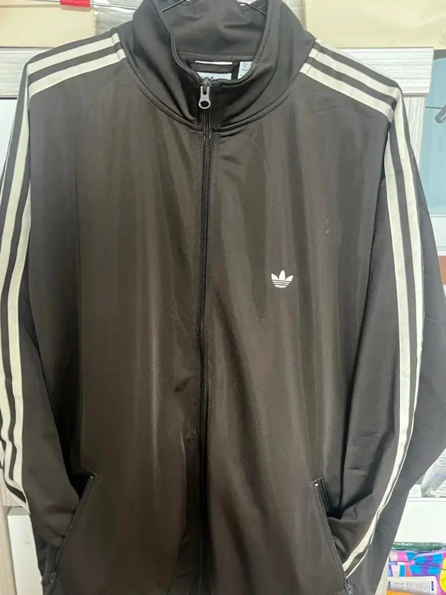 아디다스 브라운 트랙 자켓 xl팝니다