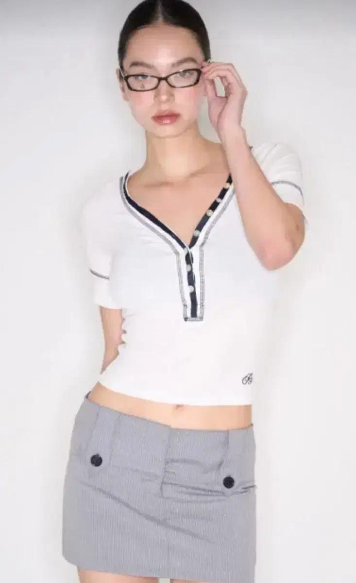 플리즈노팔로우 kelly Stitch Button Top White