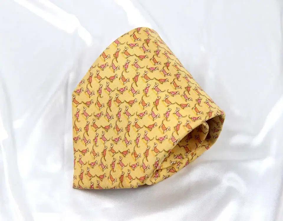 페라가모 9.3cm A등급 남자 명품 넥타이