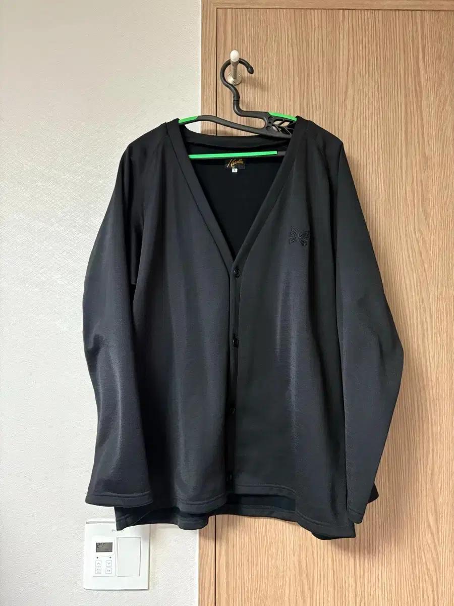 니들스 파피용 자수 폴리 가디건 블랙 L