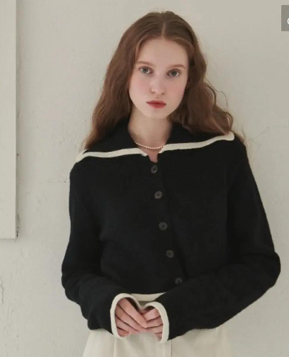 론론 Ronron 세일러테이핑 베이피알파카 니트 가디건블랙 프리사이즈