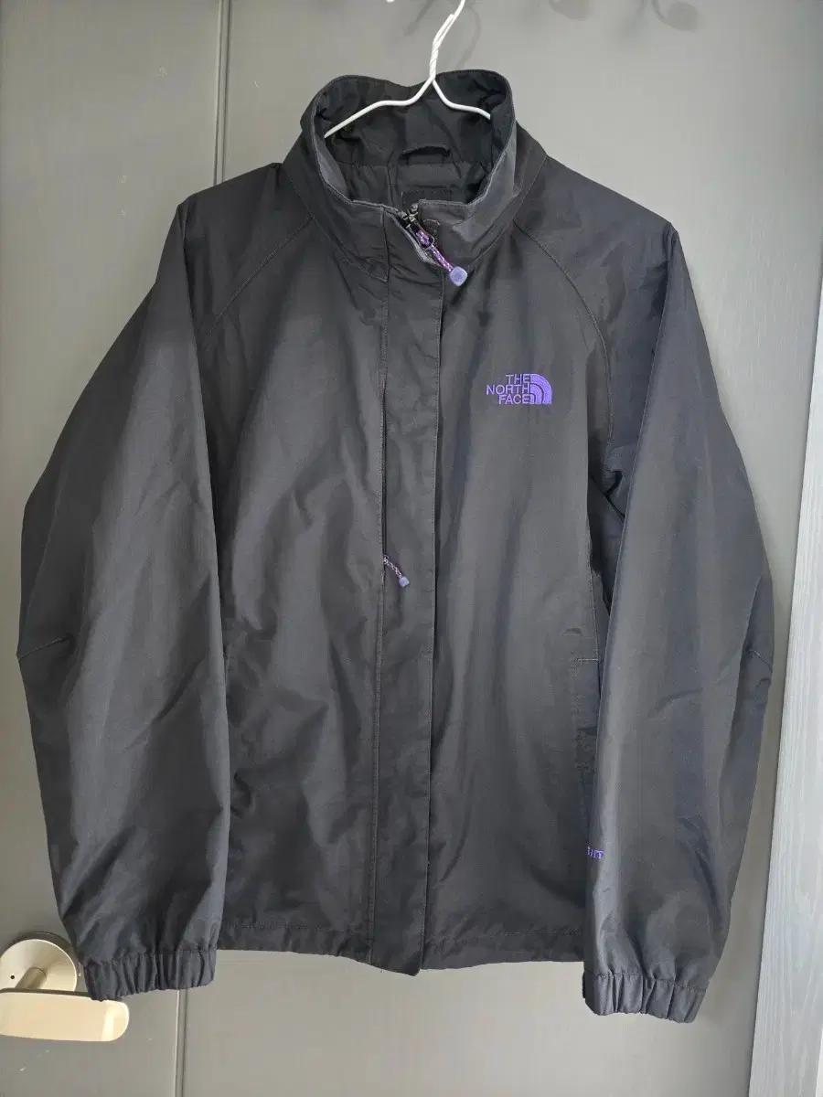 노스페이스 방수 바람막이 블랙 여성용 95(66~77) 상태좋음
