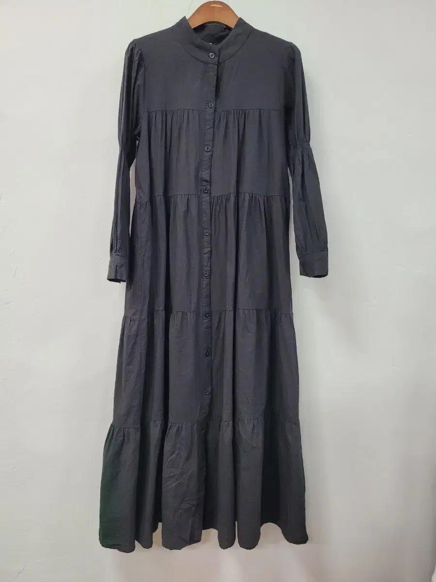 BLUE EAST 블랙 롱 원피스