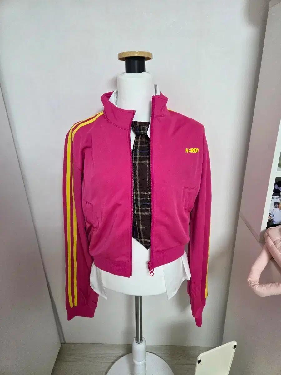 널디 ny트랙탑  핫핑크