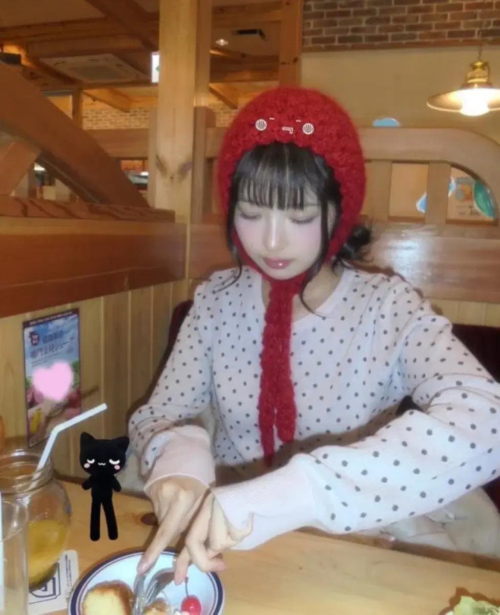 스컬프터 도트 가디건 S