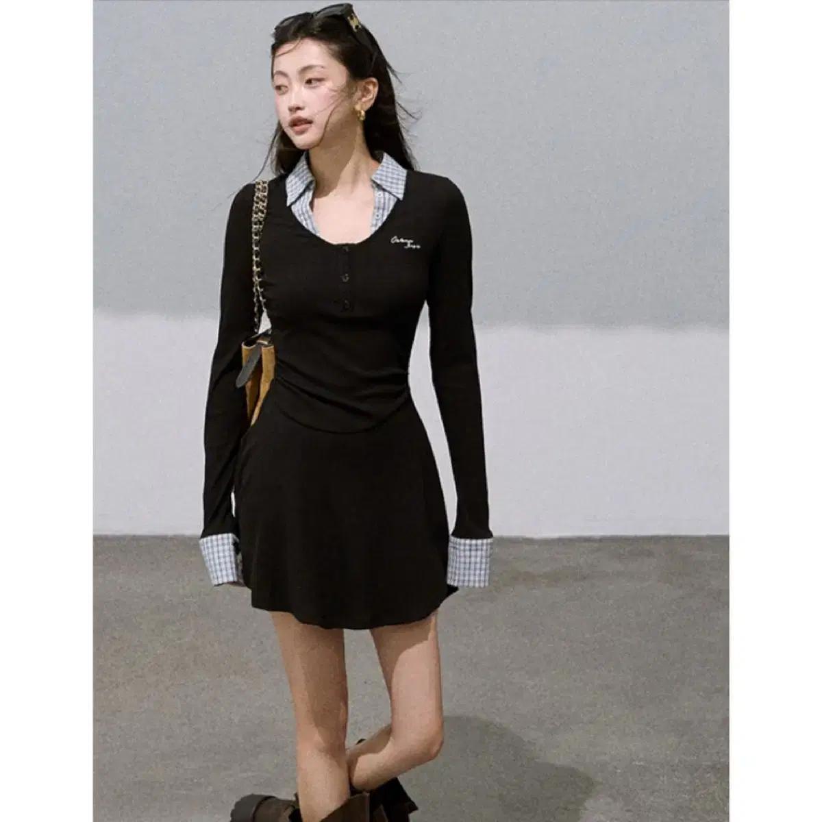 OAKMOO 원피스 페이크 투피스 슬림핏 긴팔 니트 원피스 (블랙)