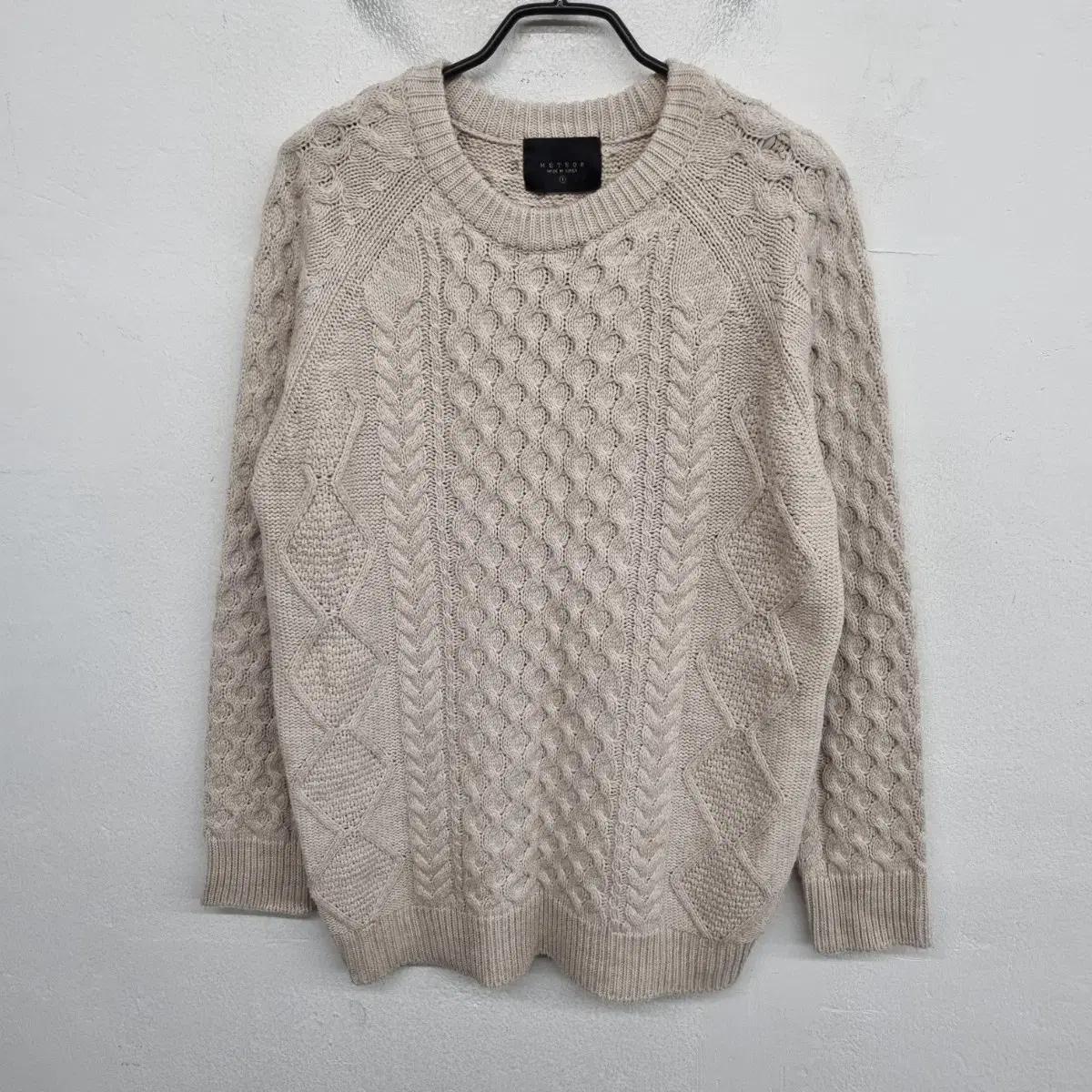 [여성66~77 size] METEOR 케이블 니트