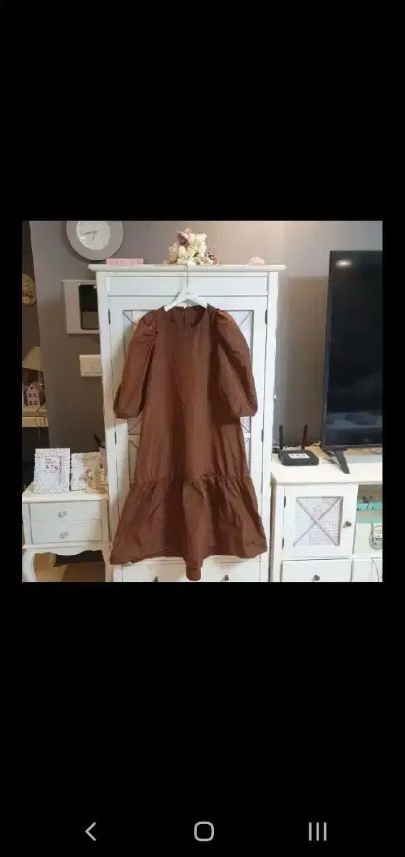 자라 브라운 퍼프소매 롱 원피스/55-날씬66