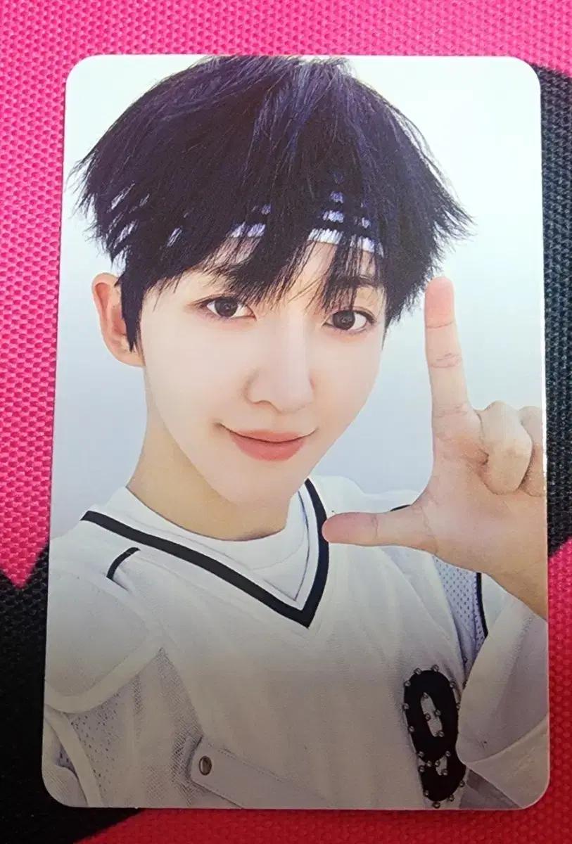 킥플립 동현 포카