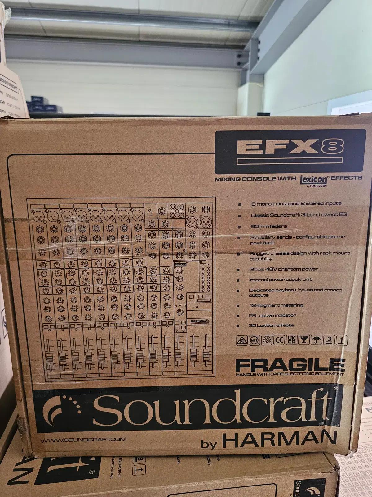 SoundCraft EFX8 오디오 믹서 팝니다