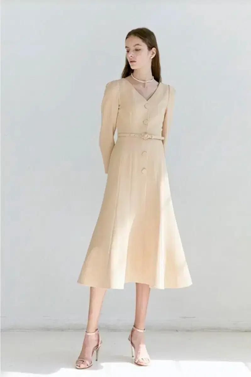 (새상품)브라이드앤유 HAILEY 원피스 3사이즈 하객룩 추천