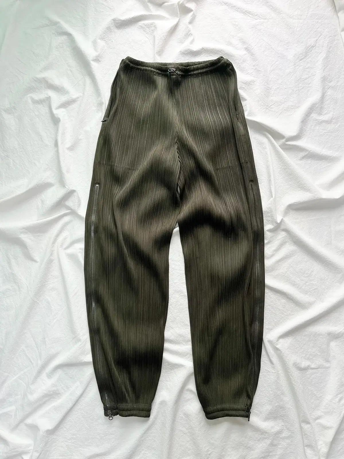 [3] Pleats please 플리츠플리즈 사이드 지퍼 팬츠