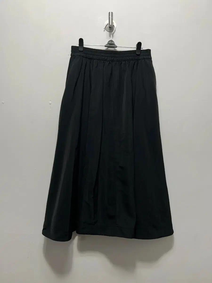 자라 여성 블랙 롱 스커트 플레어 스커트 26 사이즈