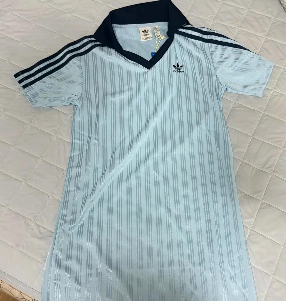adidas v-neck ss dress