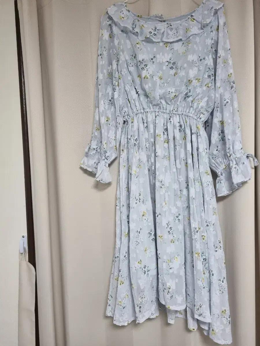 majestic legon(마제스틱 레곤) 꽃무늬 롱 원피스