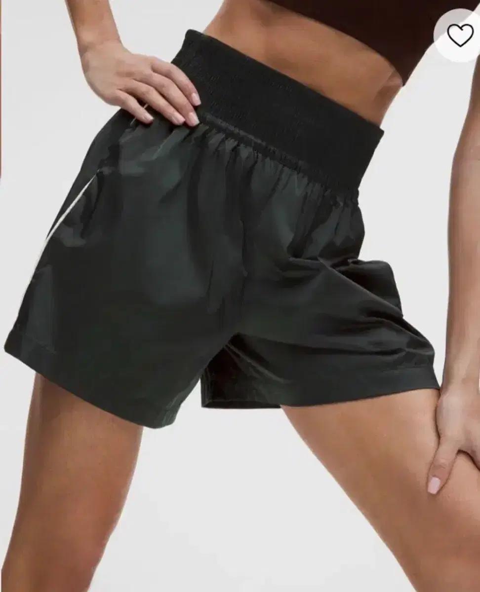 룰루레몬 Stretch Satin 나일론 쇼츠