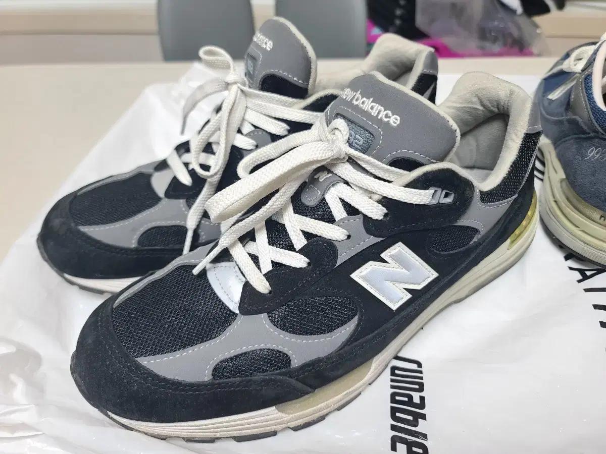 뉴발란스 992 블랙 MADE IN USA 295 발볼D