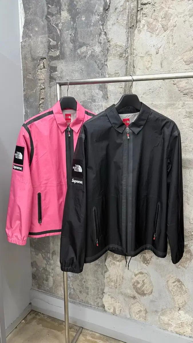 [S]핑크 슈프림 노스페이스 서밋 테이프드 심 코치자켓