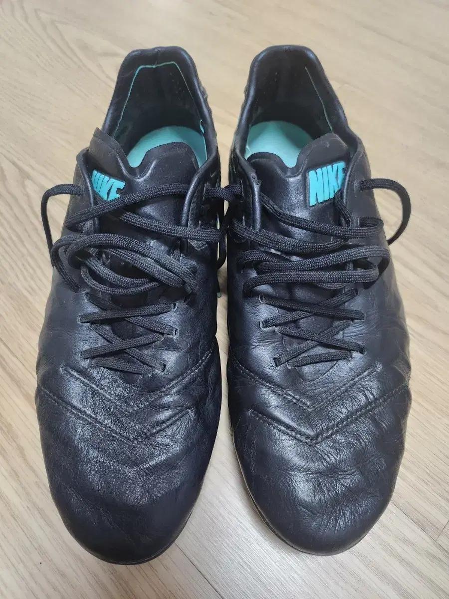 나이키 티엠포 레전드 6