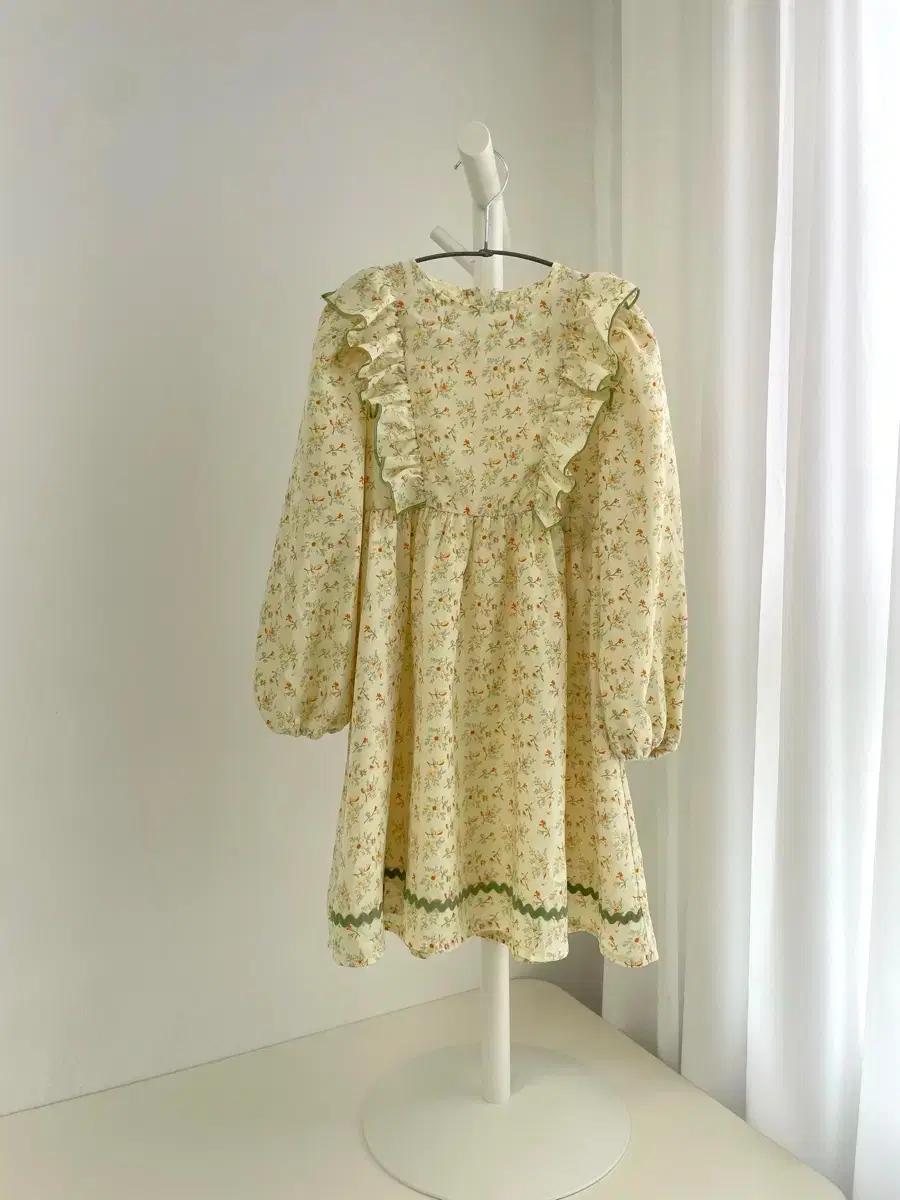 치크 꽃무늬 쉬폰 원피스 130