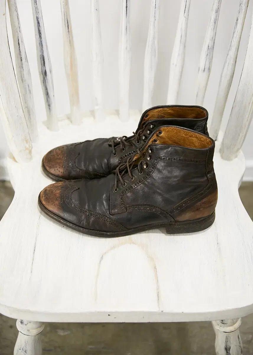 오피치네 크리아티베 브로그 레이스업 부츠