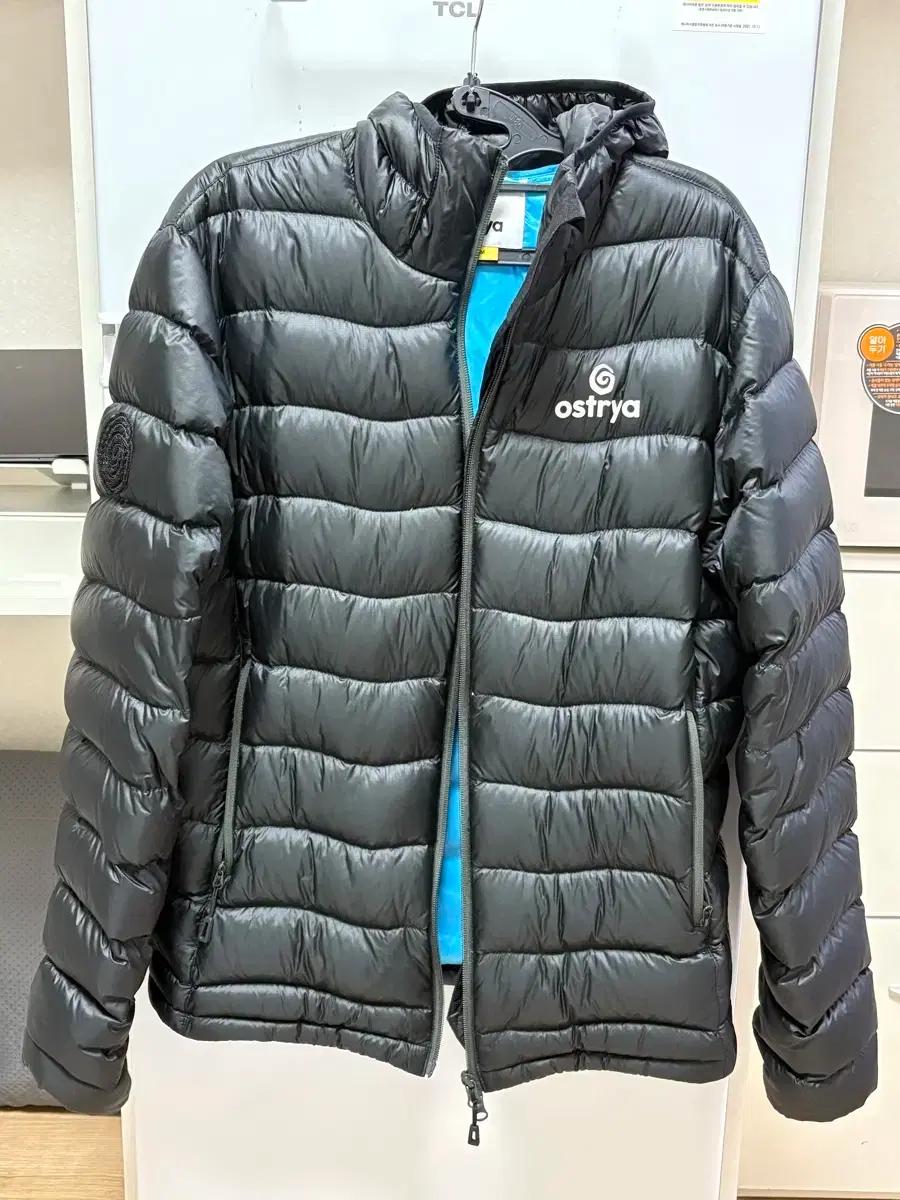 ostrya 오스트리아 블랙 패딩