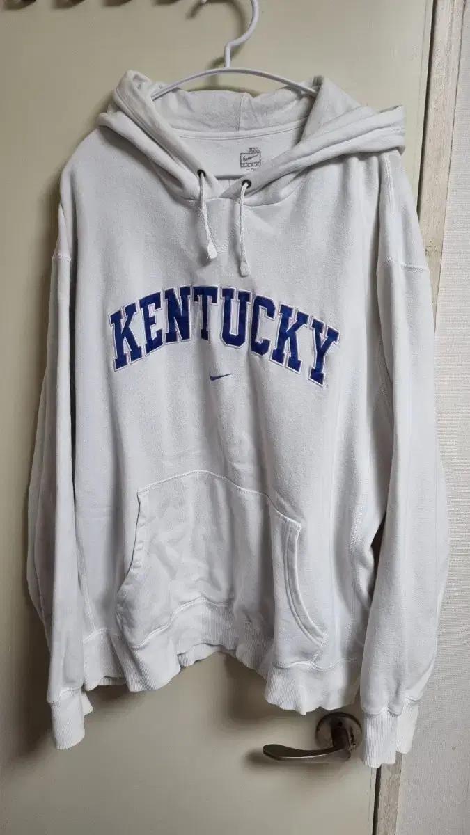 나이키 켄터키 자수 후드티 (XXL)