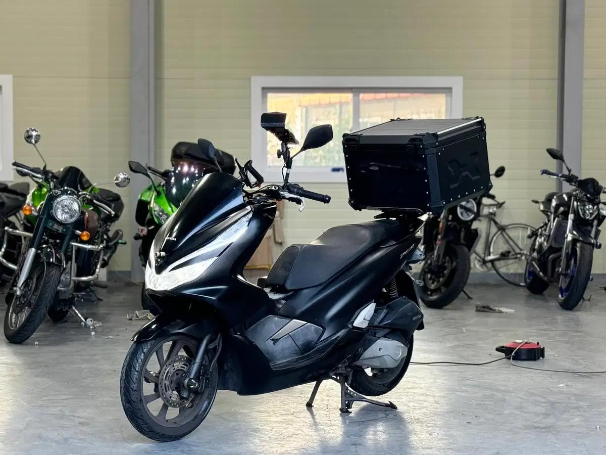혼다 PCX125 2019년 / 앞뒤블박 / 알탑세팅 판매합니다