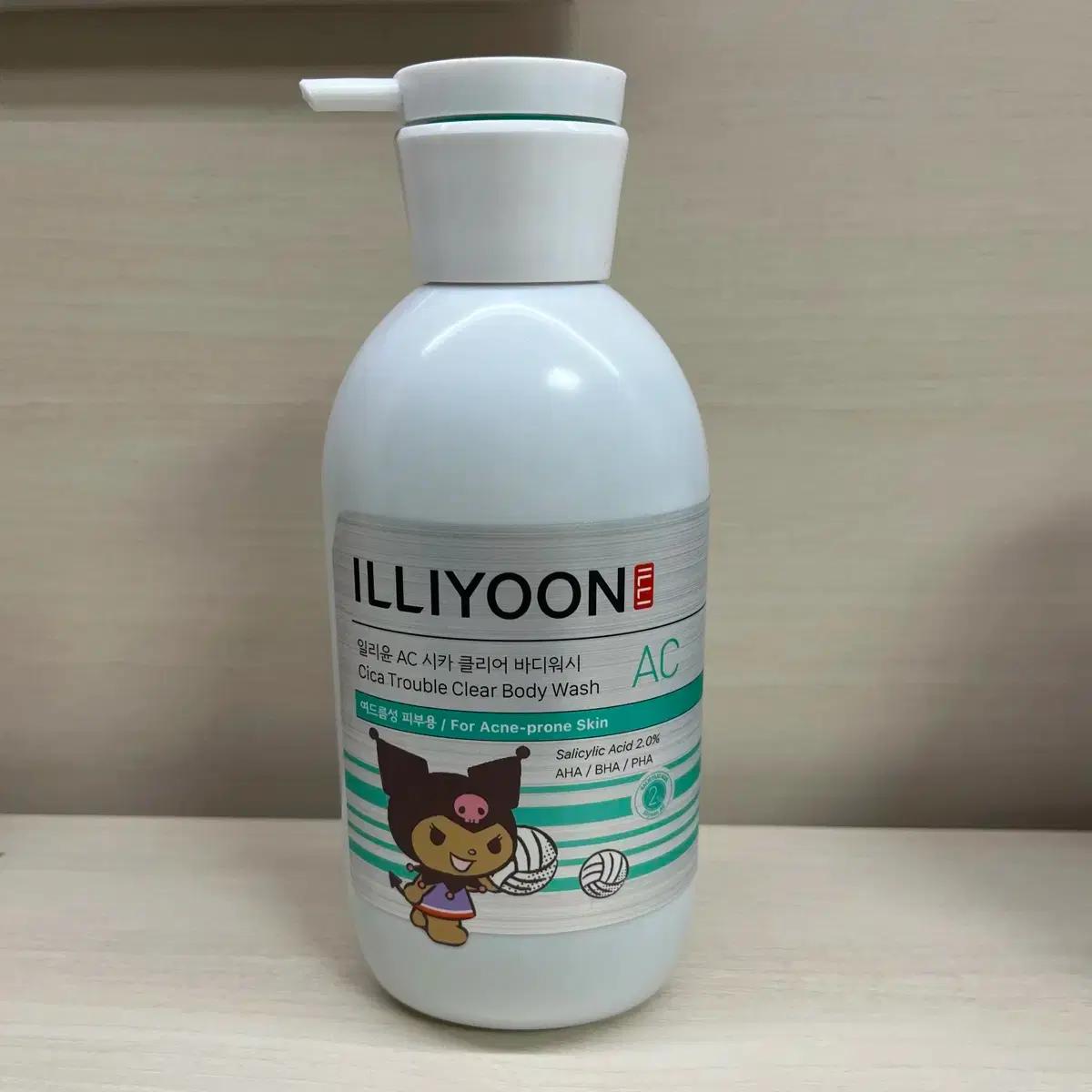 일리윤 시카 아크네 바디워시 400ML 태닝쿠로미