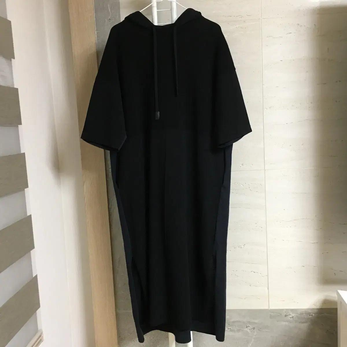 시스템 후드 니트 롱 원피스 free