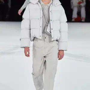자크뮈스 패딩 점퍼 unisex