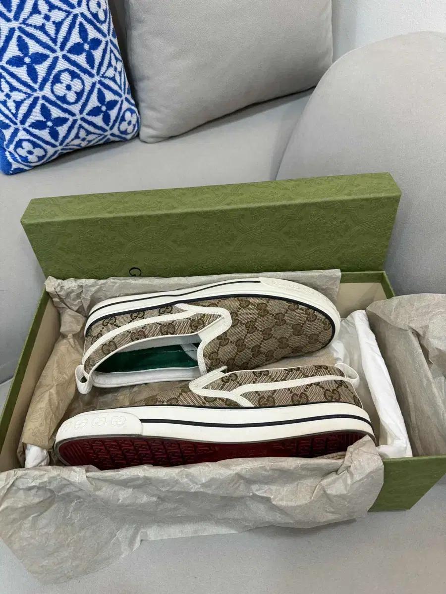 새상품급 구찌 테니스 1977 슬립온 스니커즈 6사이즈