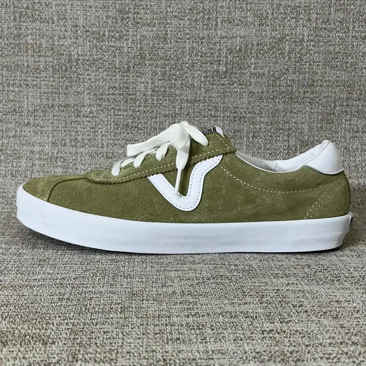 [남자 260]반스 스니커즈 스포츠 로우 페스토