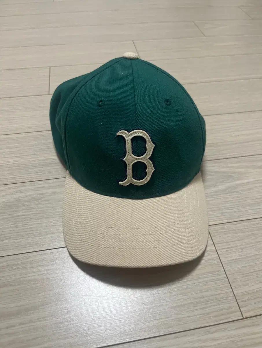 mlb엠엘비 배색 캡모자 판매합니다!