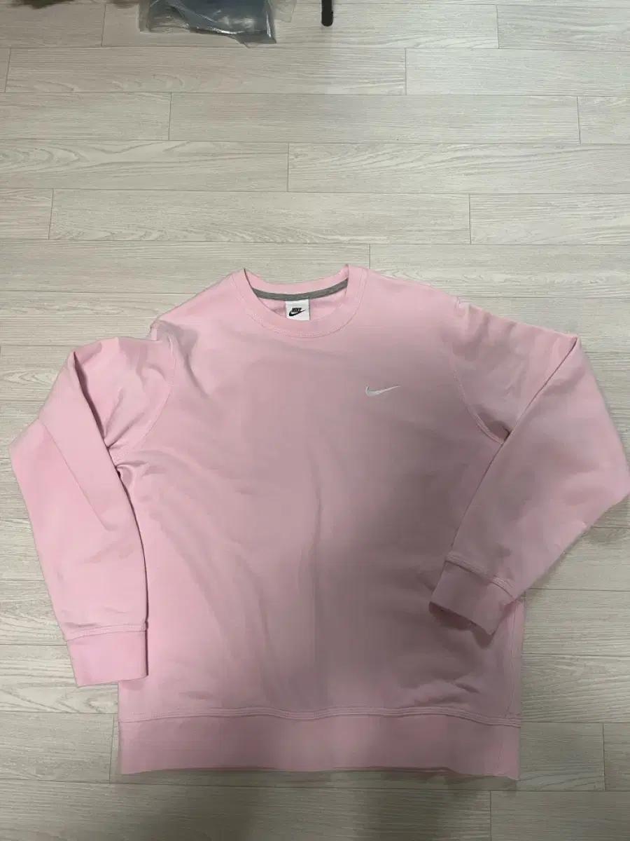 나이키 솔로스우시 맨투맨 (XXL)