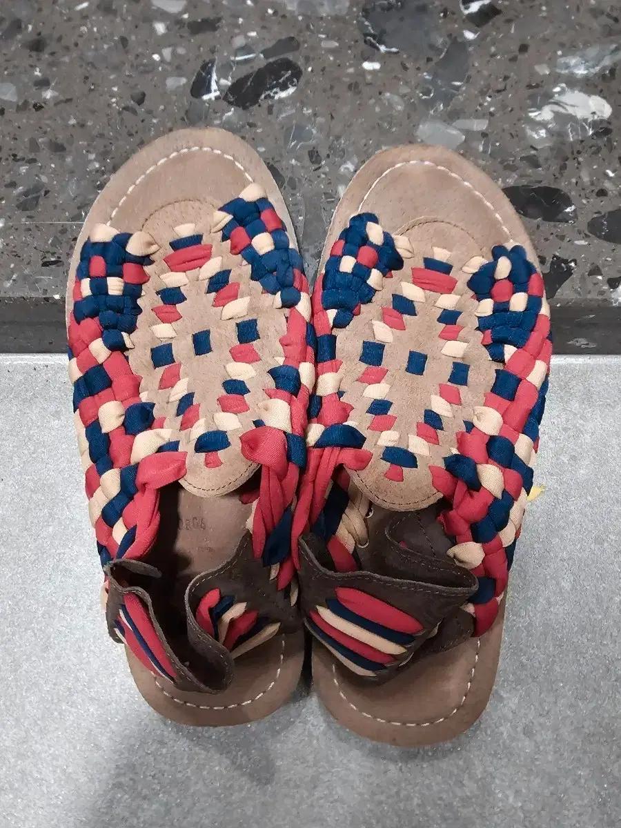 츄바스코 (사이즈 W8 240-245)